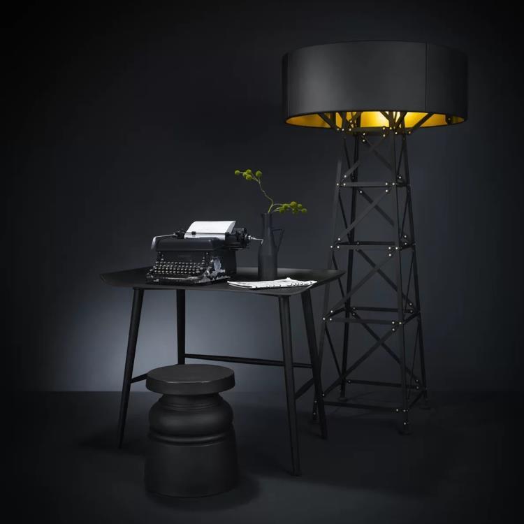 lampa słupowa H185cm KONSTRUKCJA metal czarny