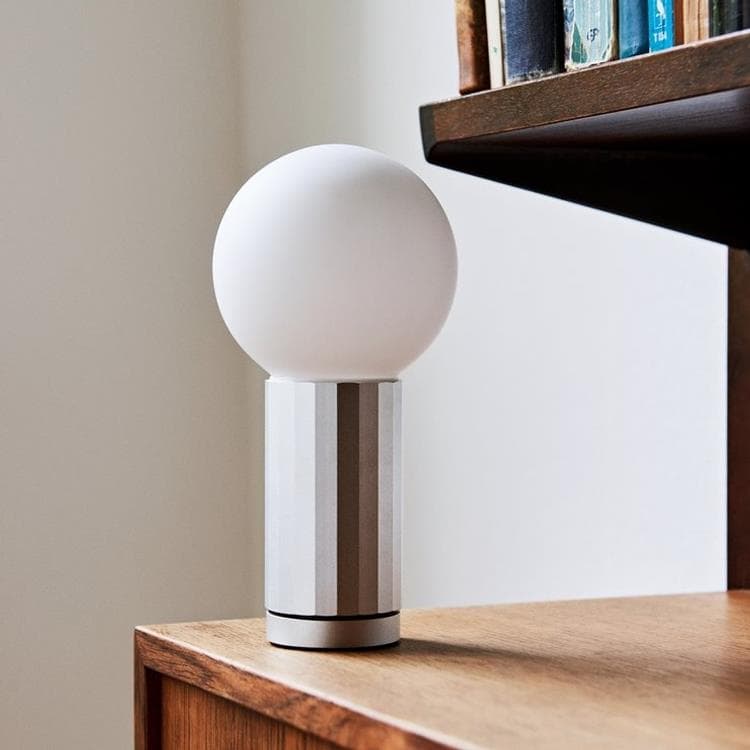  TURN ON - Lampe à poser LED H19,5cm aluminium naturalne