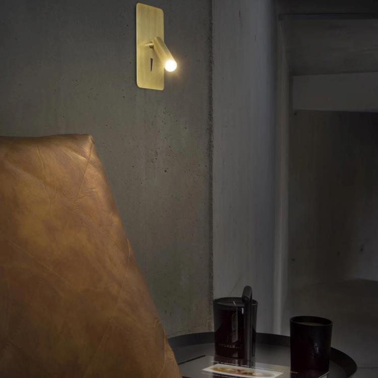 Metalowa wpuszczana lampka do czytania LED H17cm SUAU Zloty