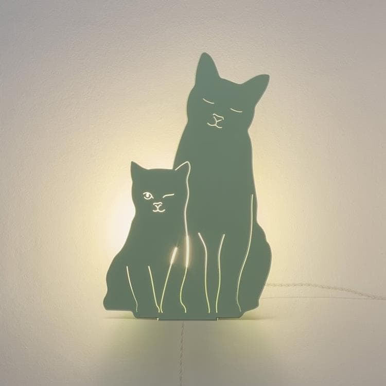 Lampa ścienna /Lampa stołowa w wyciętym metalowym kształcie Cat z gniazdem H33cm KITTIES zielony mietowy