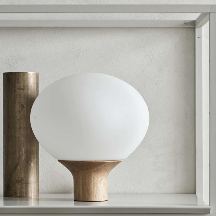 Lampa stołowa dąb i szkło opalowe Ø41cm ACORN Bialy