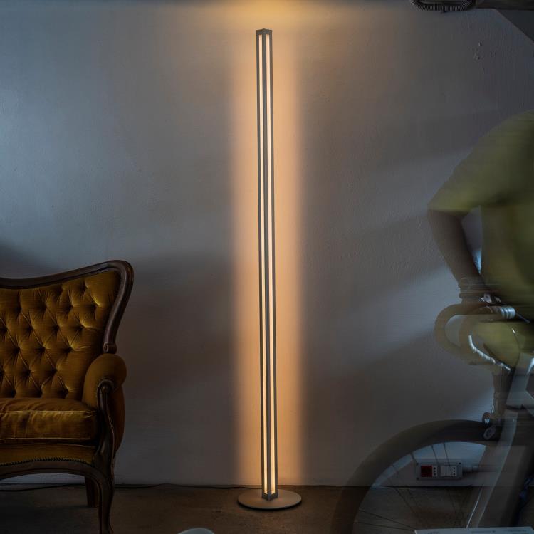 Metalowa ściemniana lampa podłogowa LED H 183cm CHIAROSCURA 