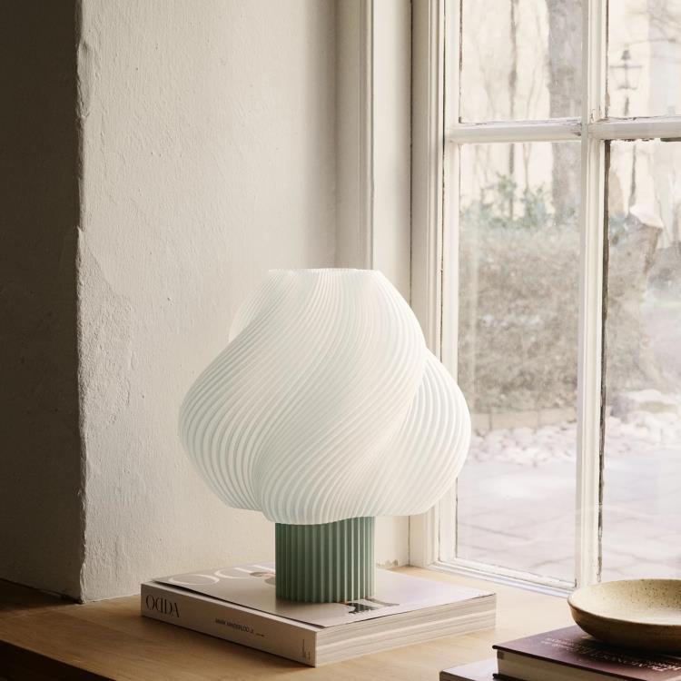 Plastikowa lampa stołowa z recyklingu H34cm SOFT SERVE GRANDE 