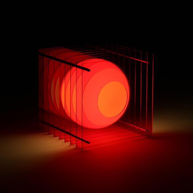 Akrylowa lampa stołowa LED H24cm LOP BIG SQUARE rouge