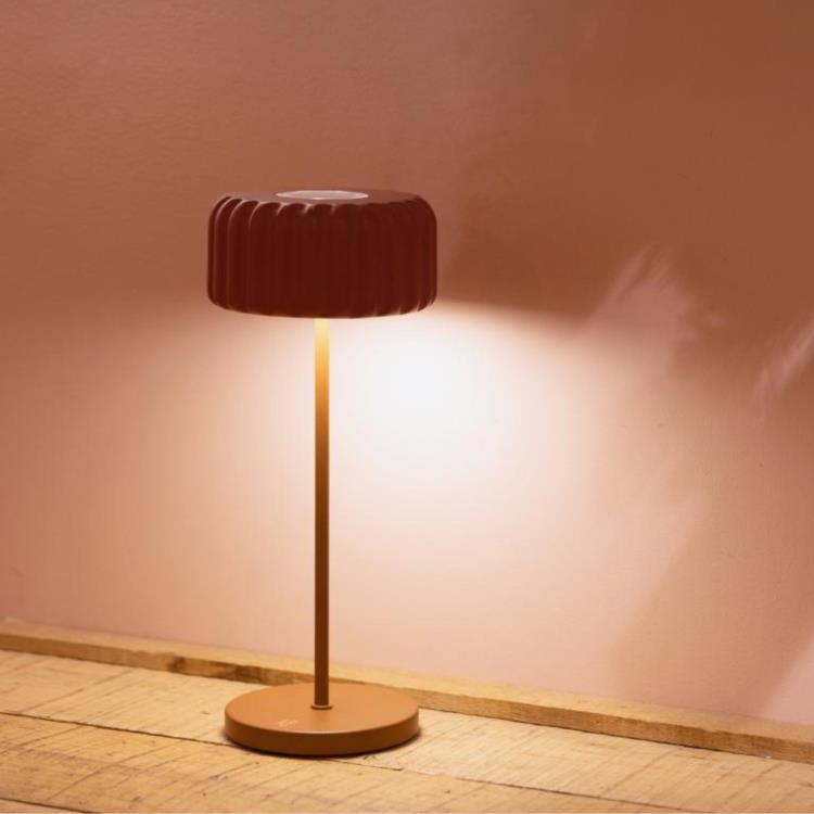 Bezprzewodowa zewnętrzna lampa stołowa ze ściemniaczem H29cm DENTELLES BISTRO terracotta