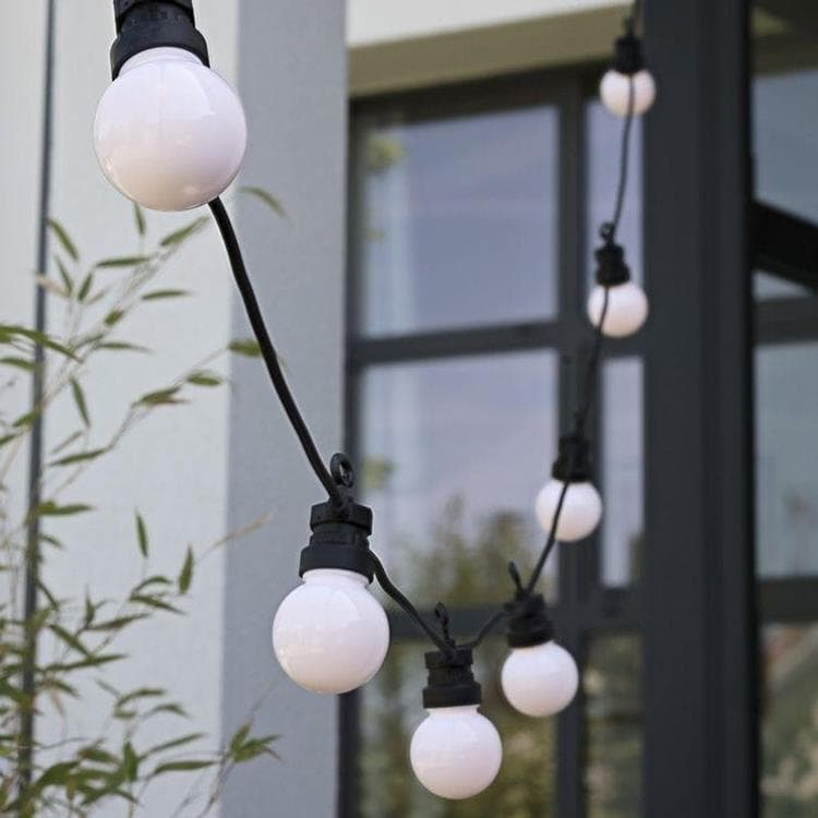 Outdoor LED string light L6m GUINGUETTE Bialy